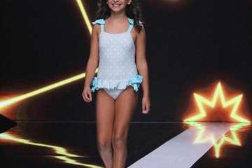 Las creaciones infantiles inundan de color y diversión la pasarela de la Semana de la Moda Baño (Foto TA)